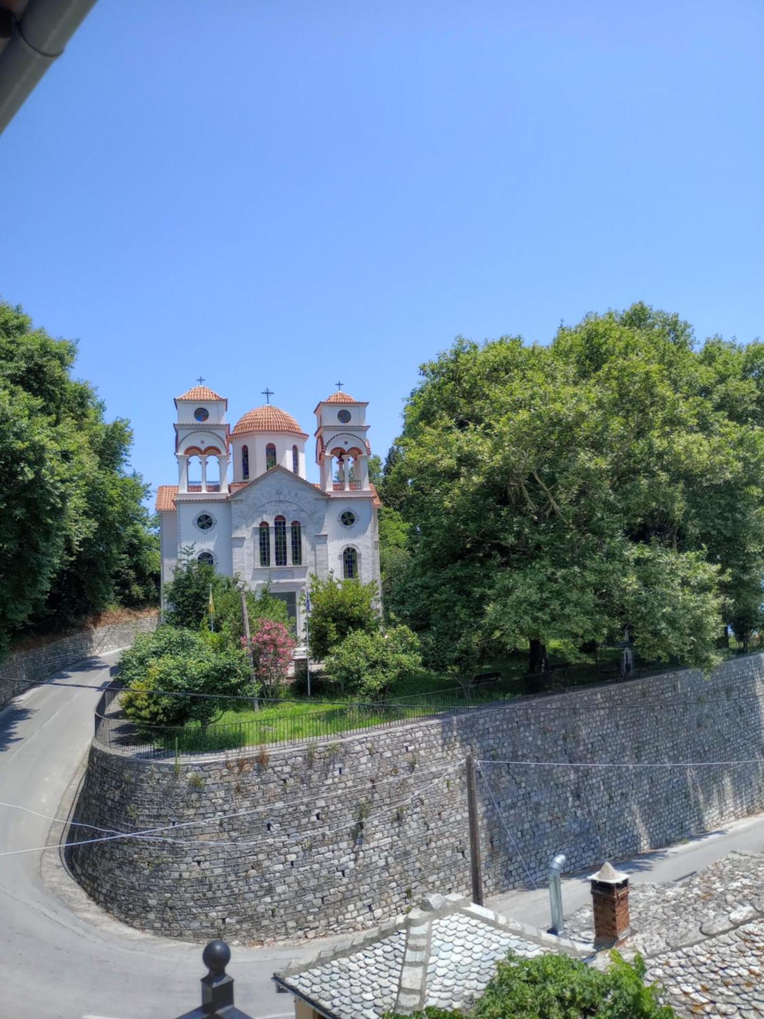 Hotel Erotas Agios Dimitrios  Ngoại thất bức ảnh