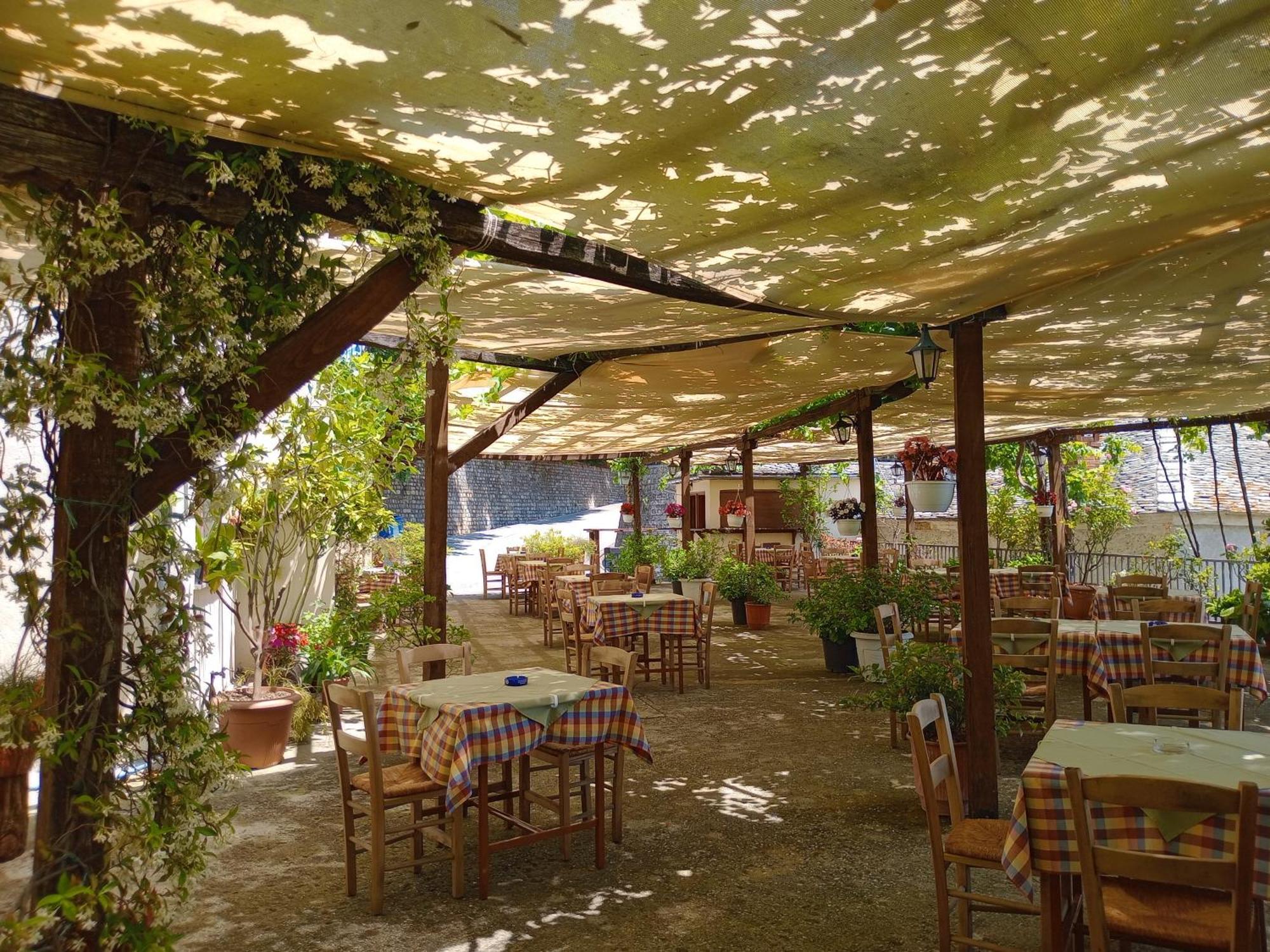 Hotel Erotas Agios Dimitrios  Ngoại thất bức ảnh