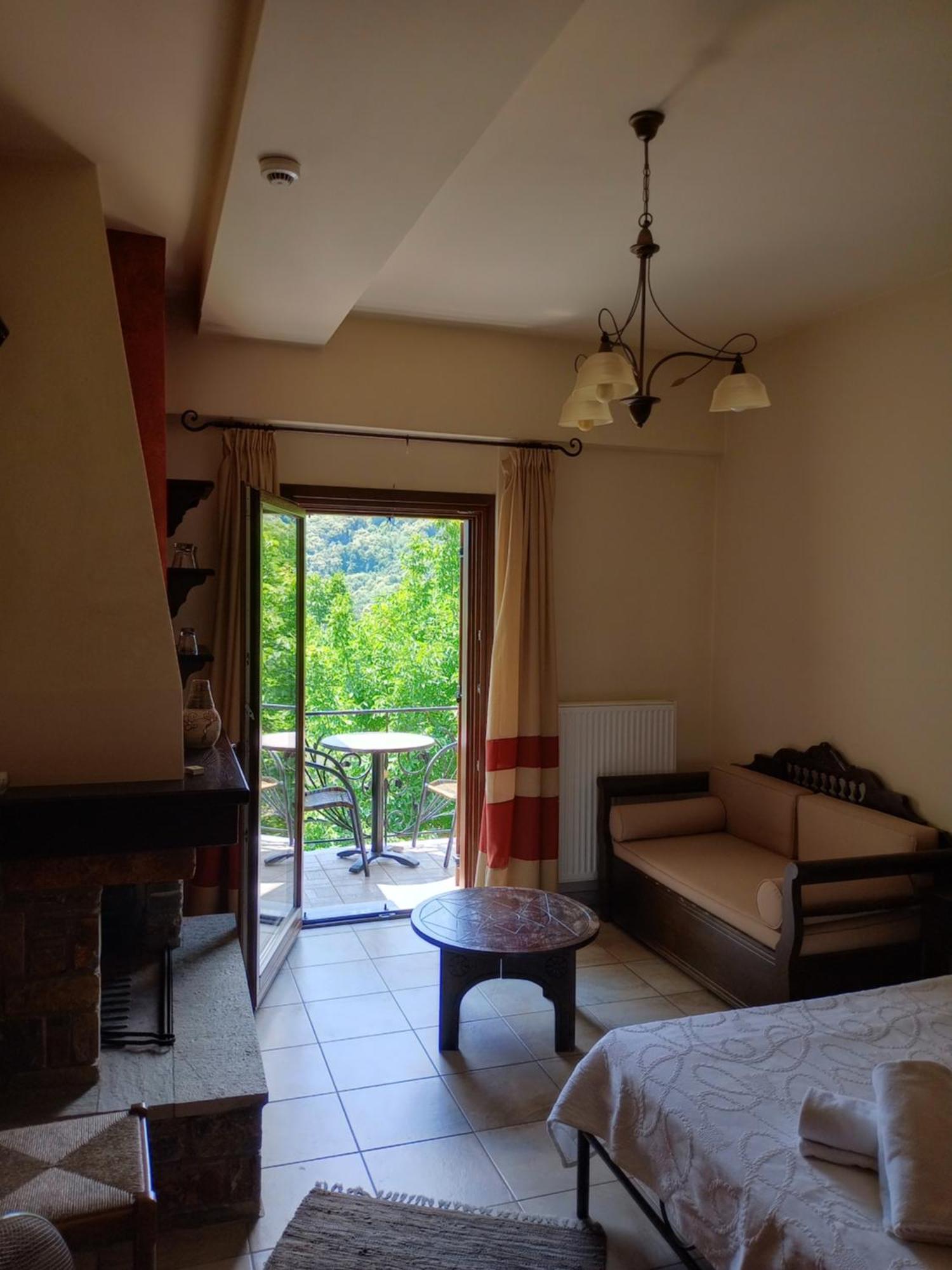 Hotel Erotas Agios Dimitrios  Ngoại thất bức ảnh