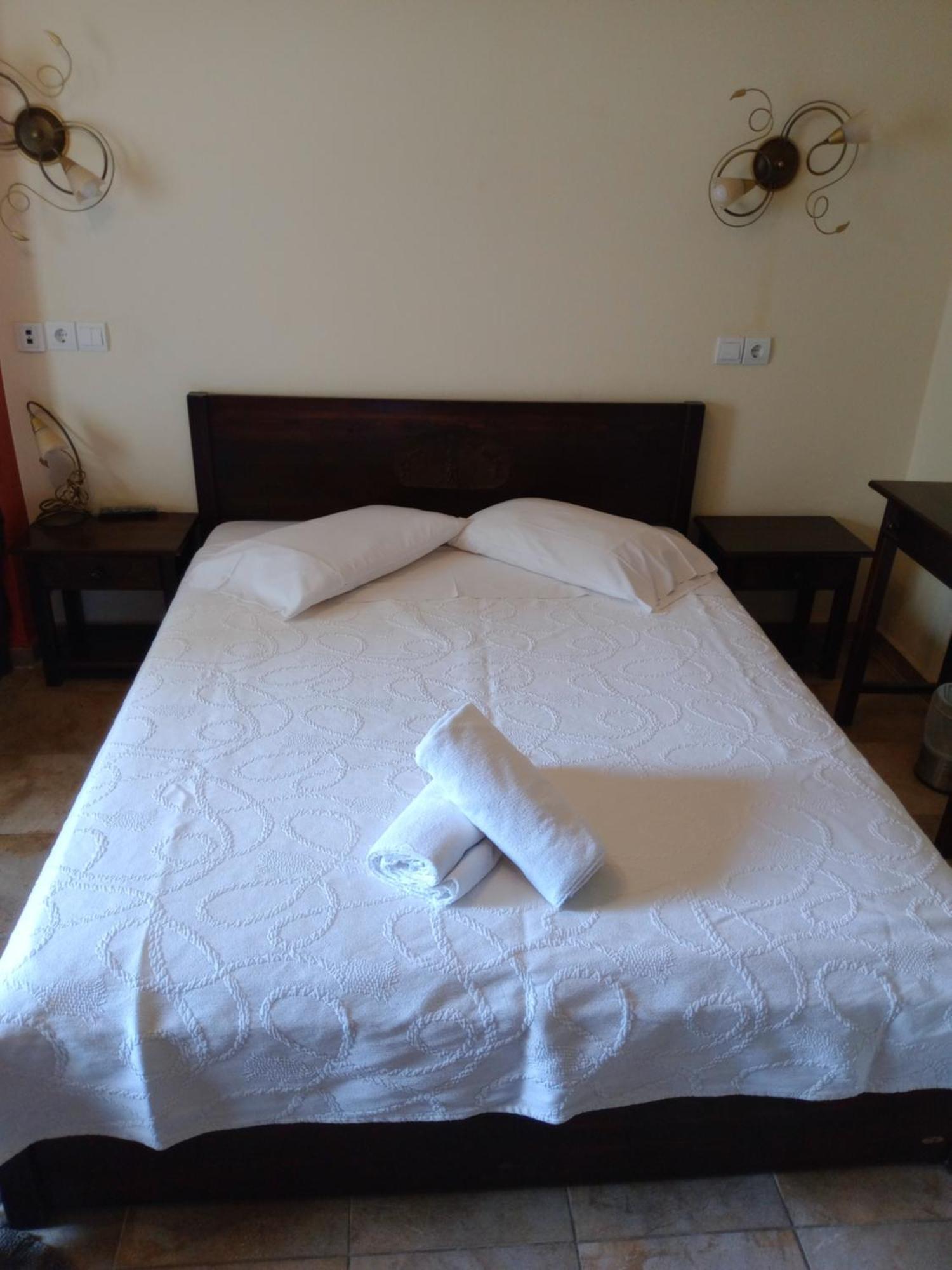 Hotel Erotas Agios Dimitrios  Ngoại thất bức ảnh