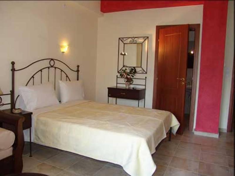 Hotel Erotas Agios Dimitrios  Ngoại thất bức ảnh