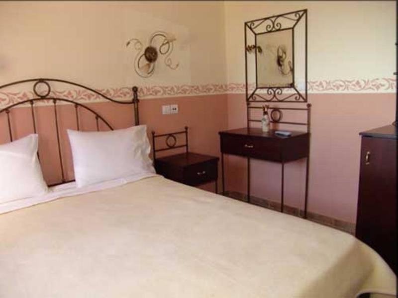 Hotel Erotas Agios Dimitrios  Ngoại thất bức ảnh