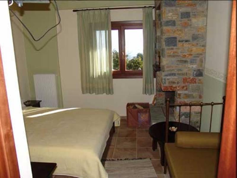 Hotel Erotas Agios Dimitrios  Ngoại thất bức ảnh