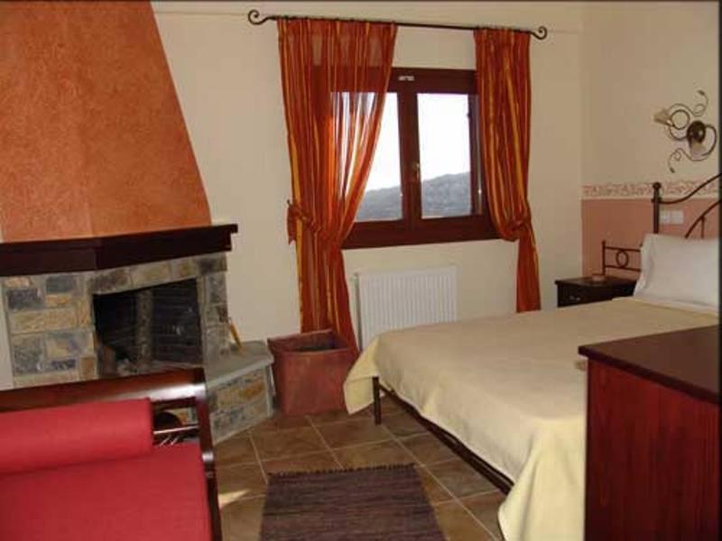 Hotel Erotas Agios Dimitrios  Ngoại thất bức ảnh